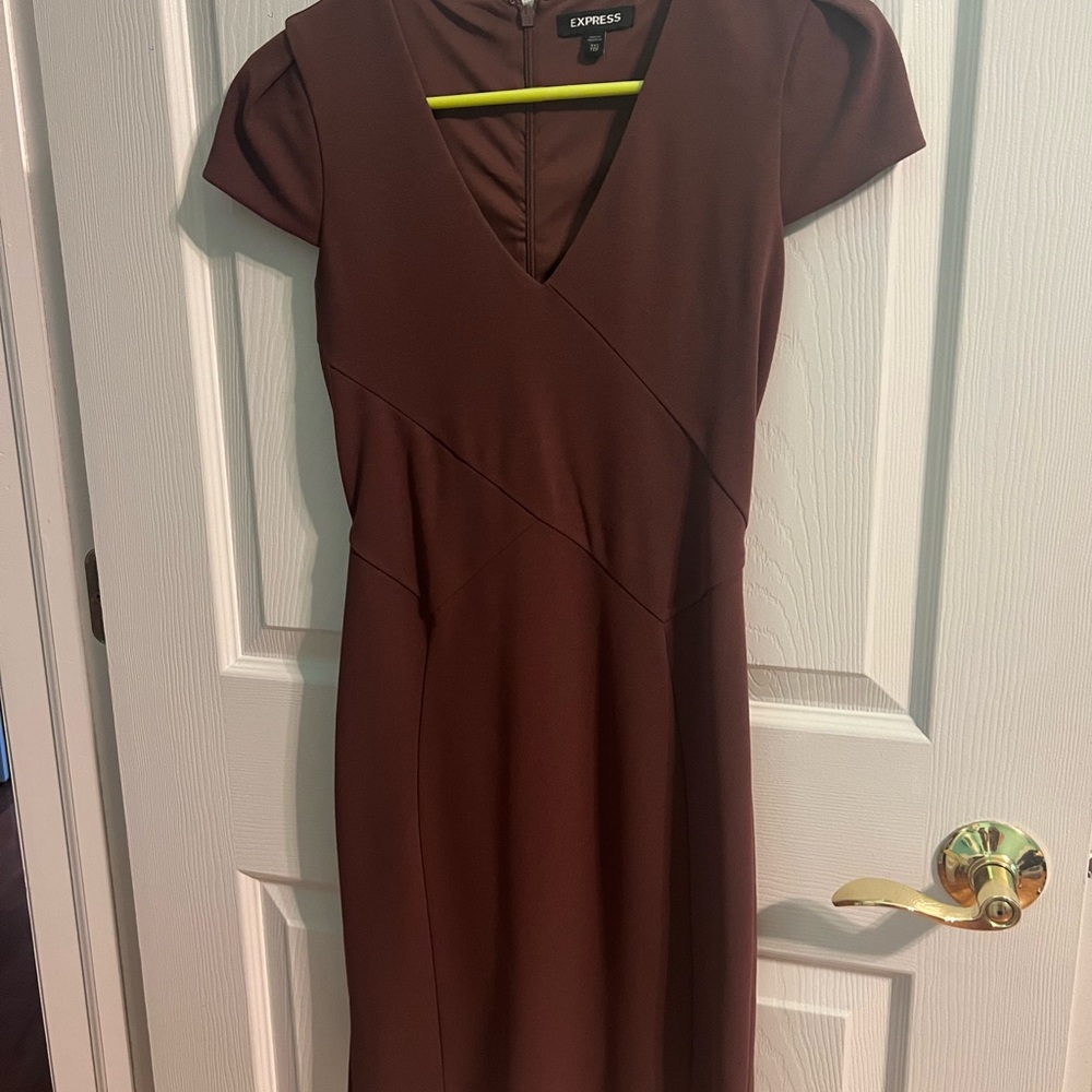 Express Purple Sheath Dress V-Neck Short Sleeve